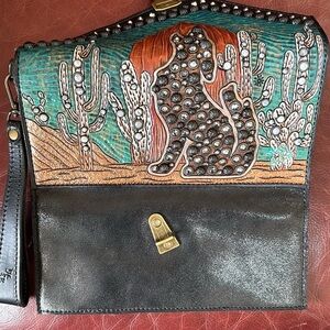 Heritage Brand Nola,No.609, gorgeous desert scene, cactuses, tumbleweed & coyote